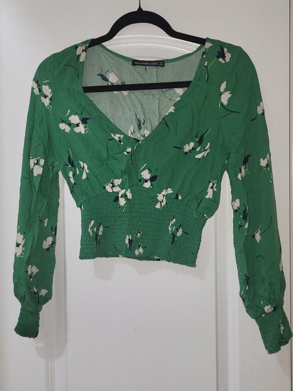ABERCROMBIE & FITCH Womens Floral Smocked V-Neck Top Size S Boho Chic